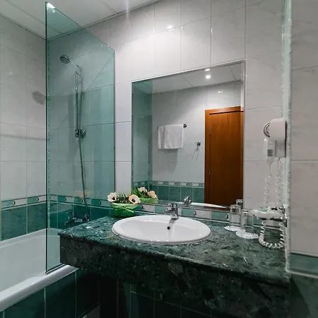 Atlant Άγιος Κωνσταντίνος και Ελένη