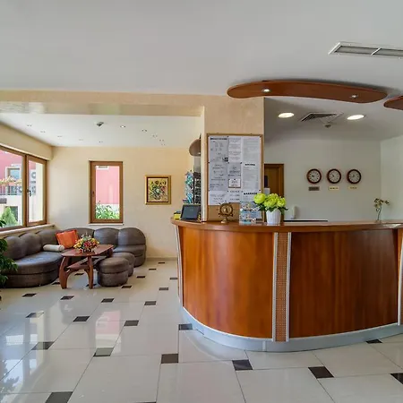 Hotel Atlant 3*